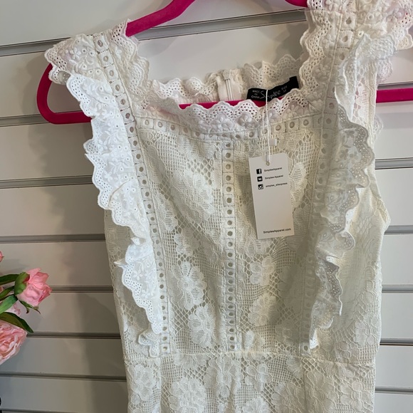 White eyelet lace mini dress - Picture 12 of 13